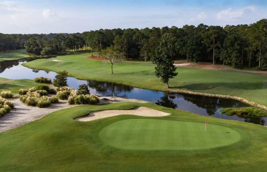 amateur players tour golf tournament