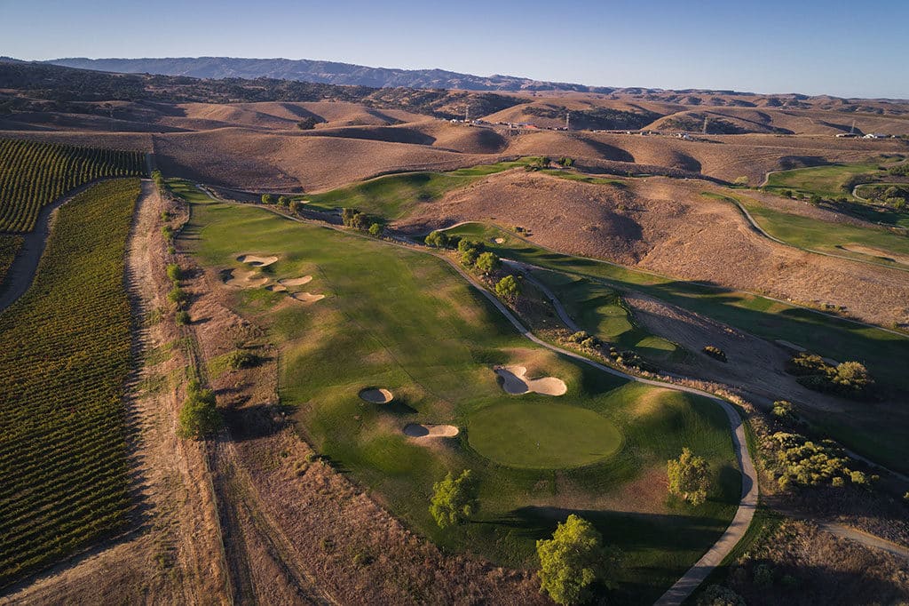 amateur players tour golf tournament