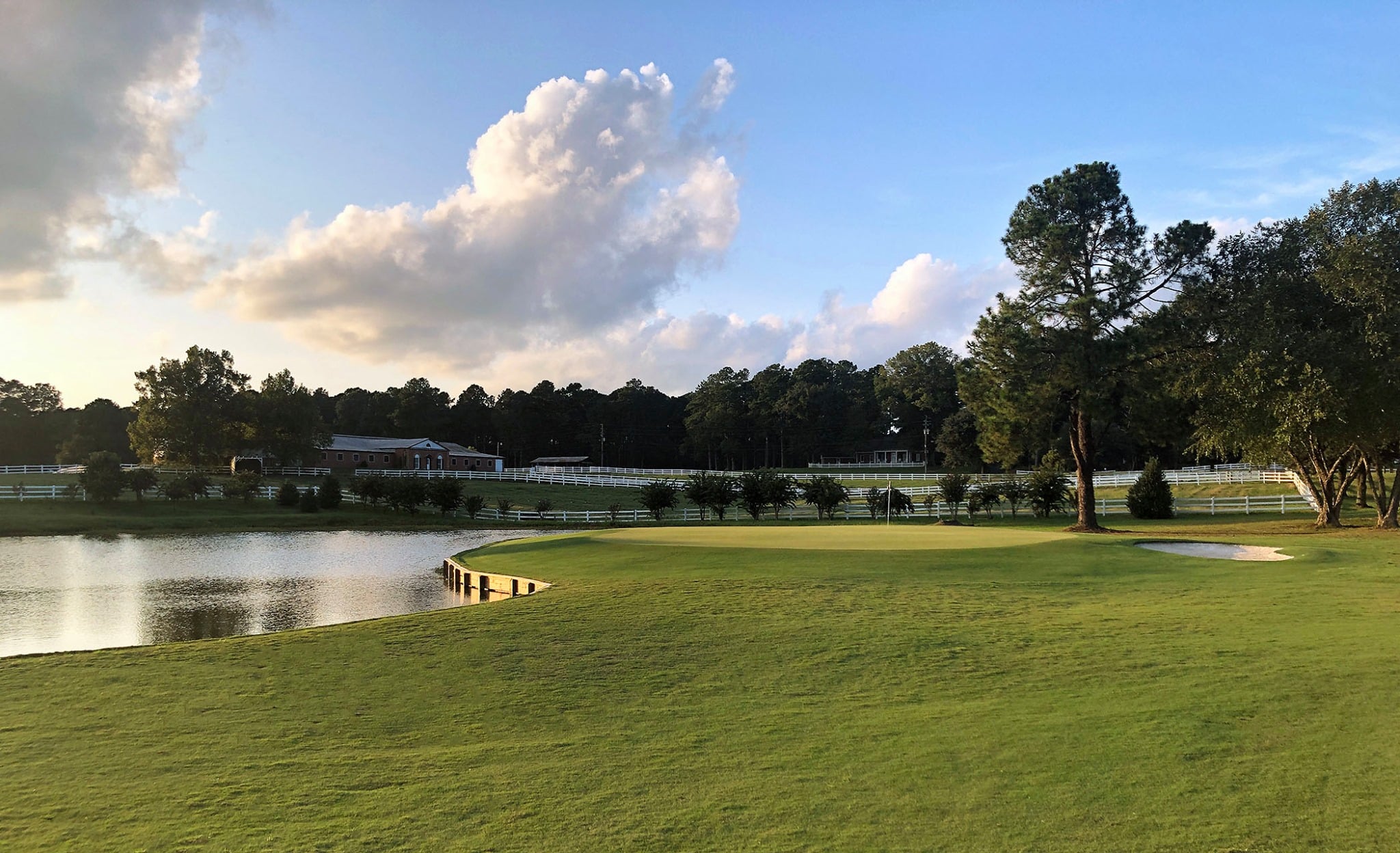 amateur players tour golf tournament