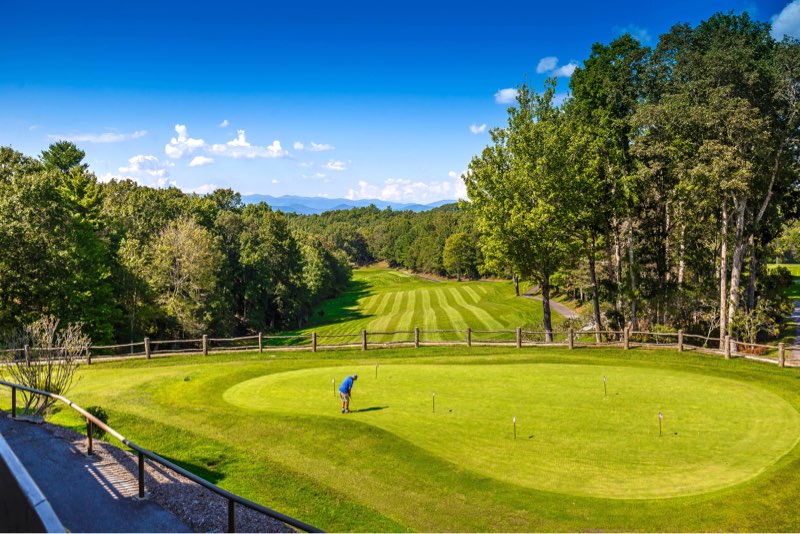 amateur players tour golf tournament